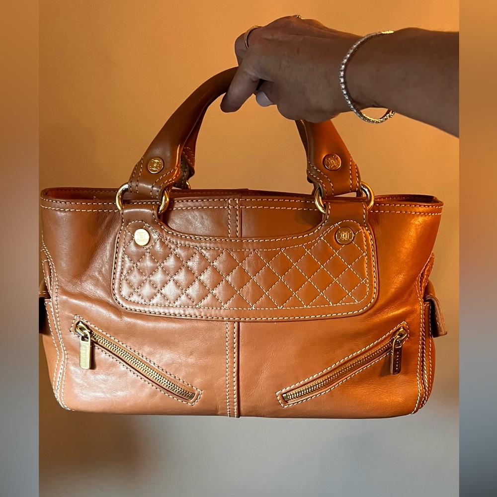 Celine vintage beige/brown Leather Satchel with Gold Details - Picture 2 of 15